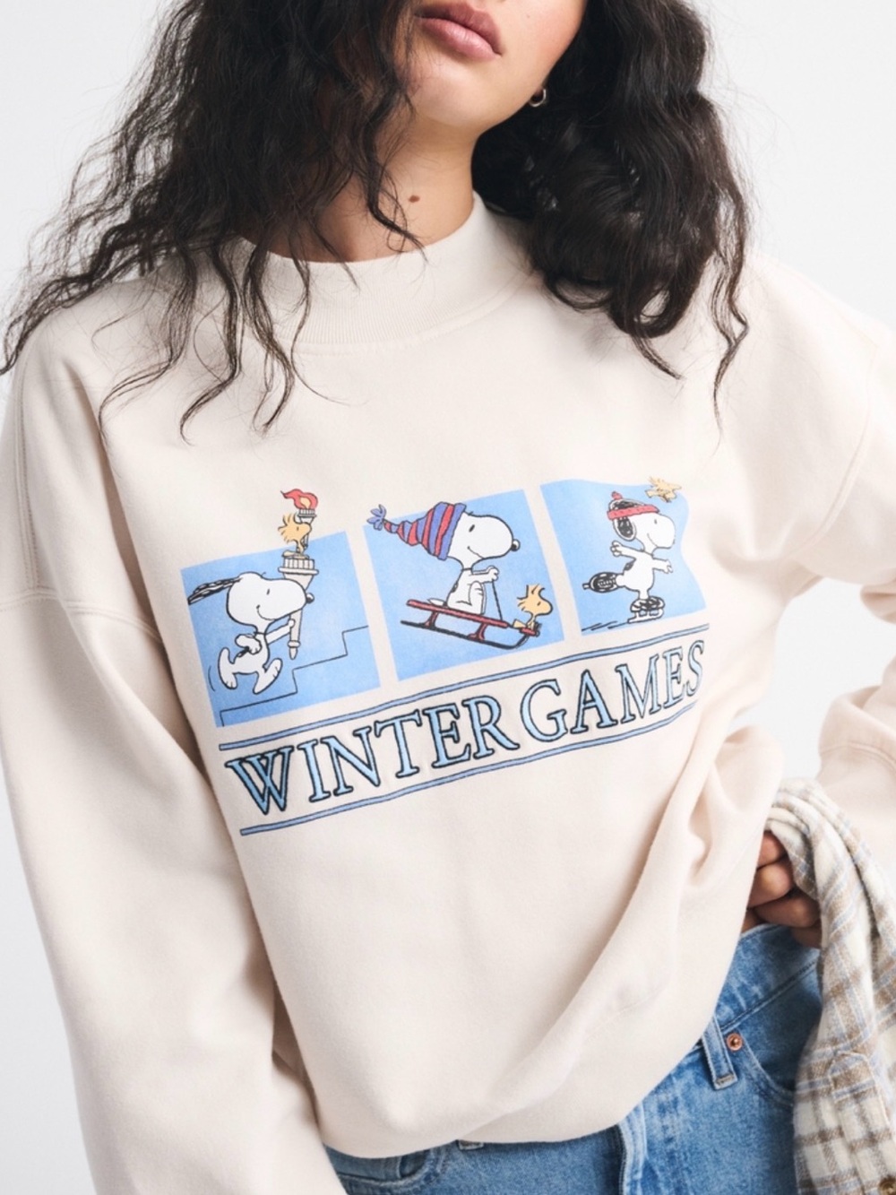 Snoopy Sunday Mockneck Crew - Picture 4 of 10